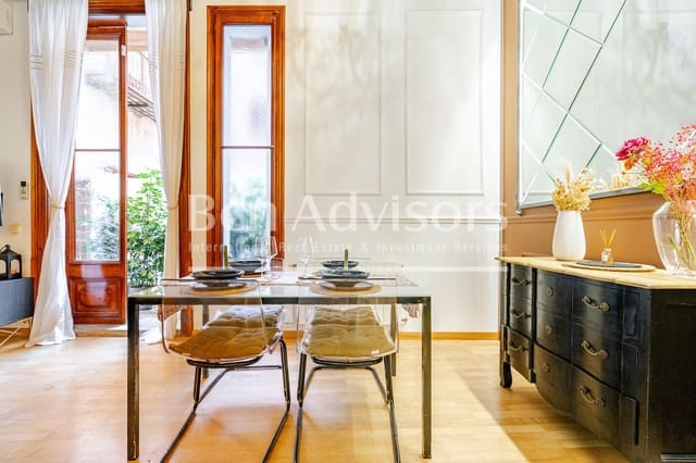 2 soveværelse Lejlighed til salg i El Barri Gòtic, Barcelona by - € 649.000 (Ref: 9945350)