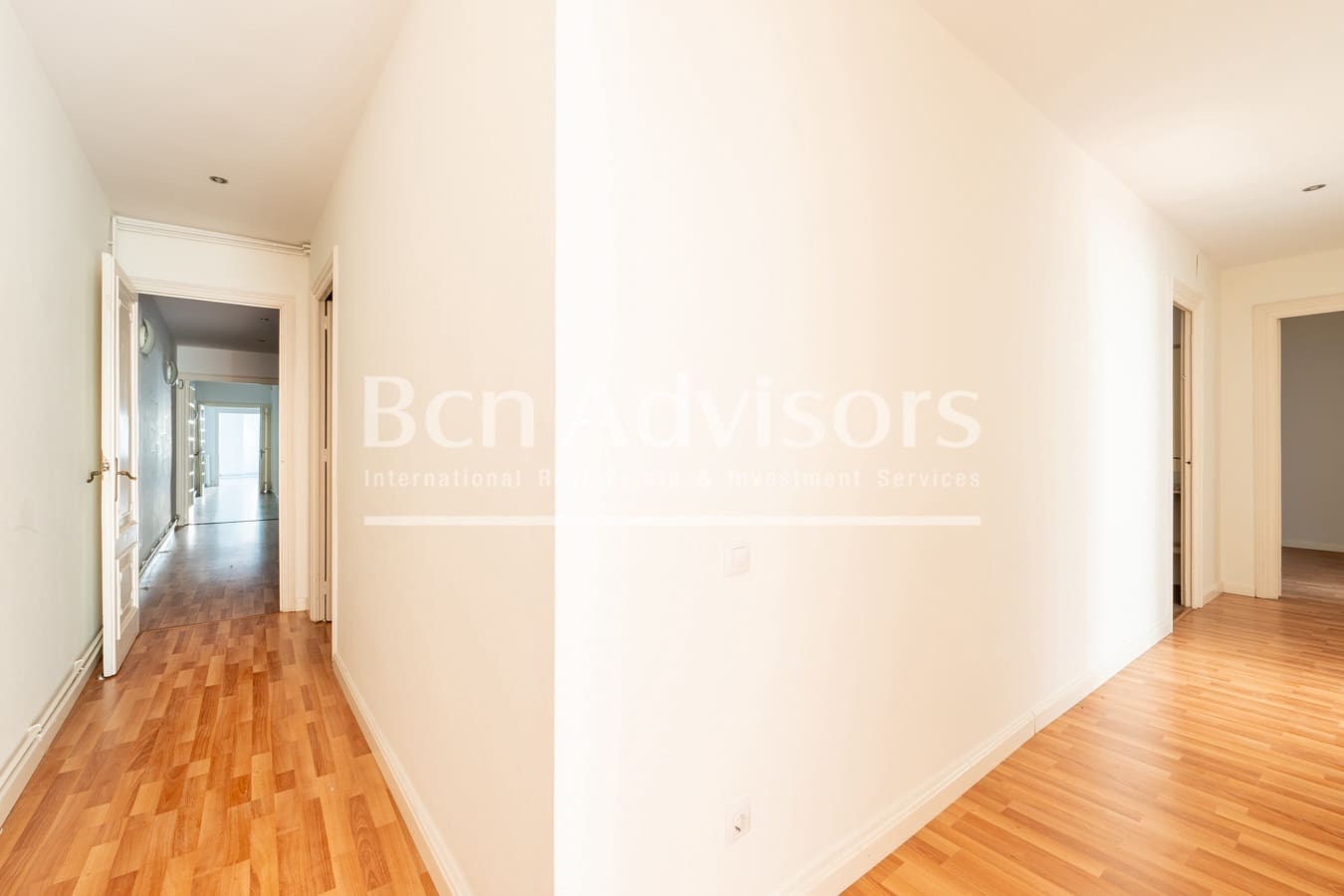 5 sovrum Lägenhet till salu i Barcelona stad - 1 250 000 € (Ref: 9947432)