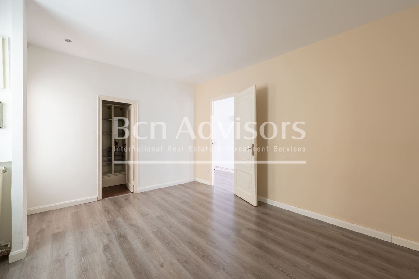 5 soveværelse Lejlighed til salg i Barcelona by - € 1.250.000 (Ref: 9947432)
