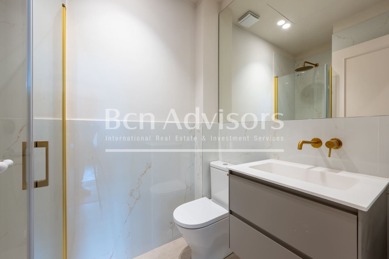 2 soverom Leilighet til salgs i Barcelona by med svømmebasseng - € 1 050 000 (Ref: 9949382)