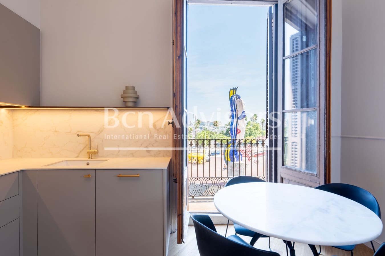 2 soverom Leilighet til salgs i Barcelona by med svømmebasseng - € 1 050 000 (Ref: 9949382)
