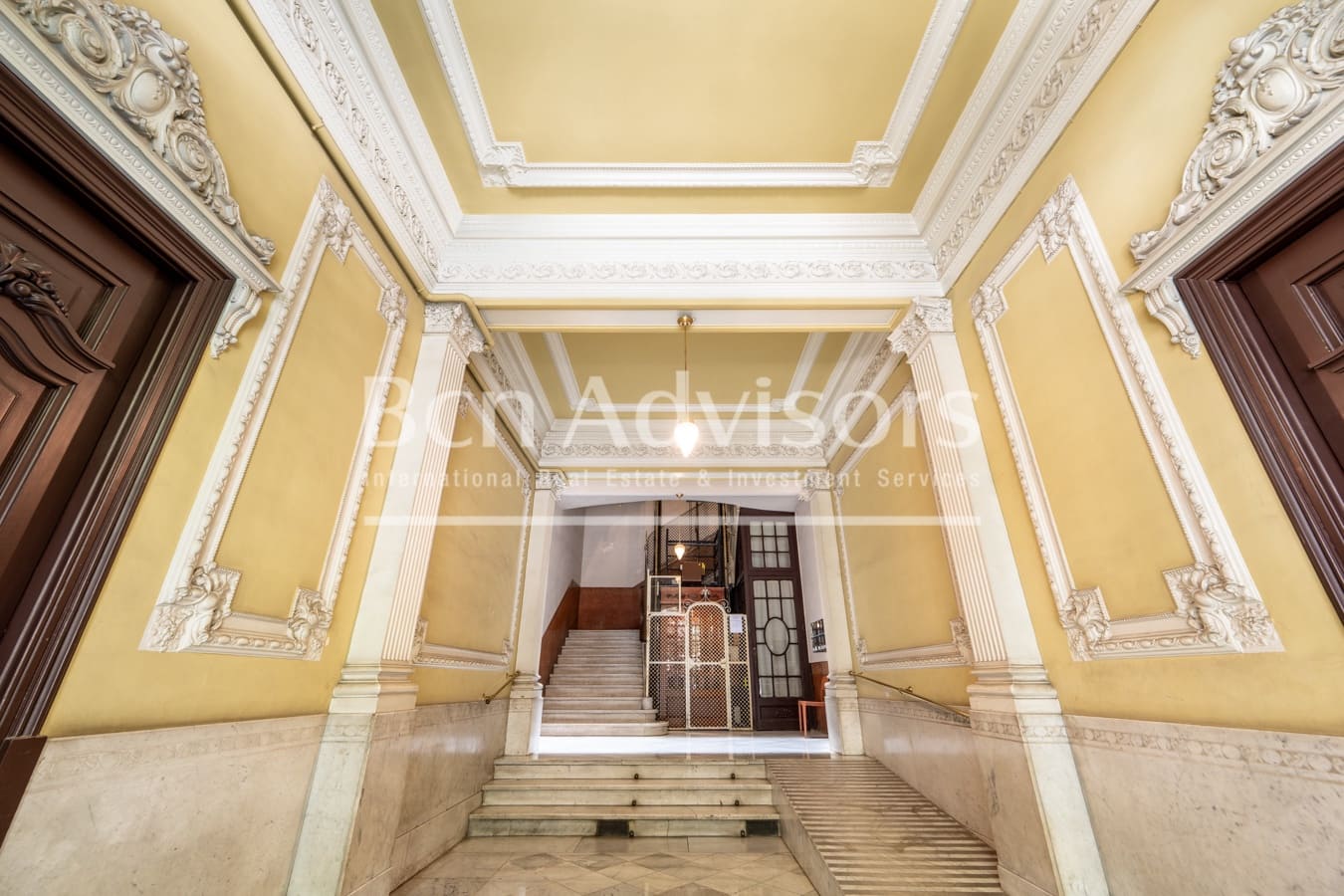 6 bedroom Apartment for sale in Barcelona city - € 1,650,000 (Ref: 9952298)