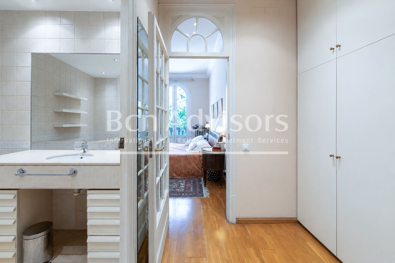 6 bedroom Apartment for sale in Barcelona city - € 1,650,000 (Ref: 9952298)
