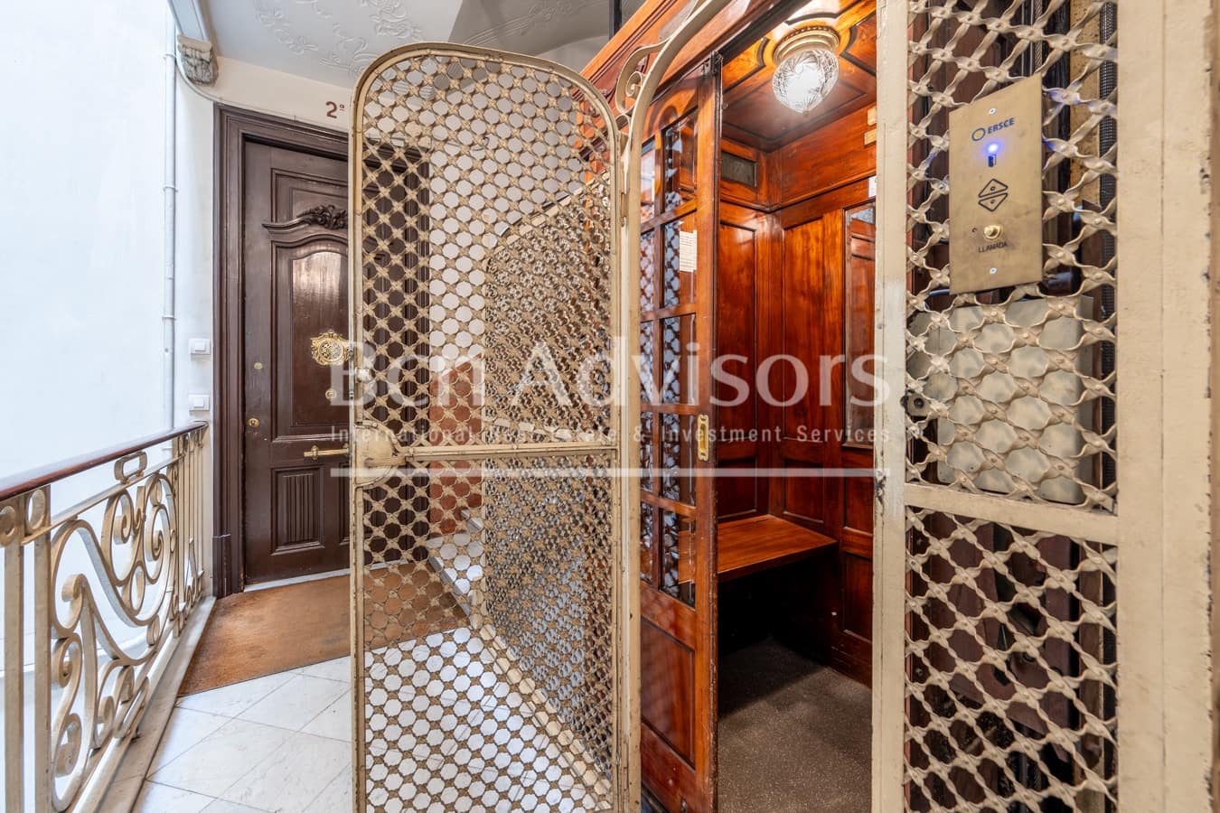 6 bedroom Apartment for sale in Barcelona city - € 1,650,000 (Ref: 9952298)
