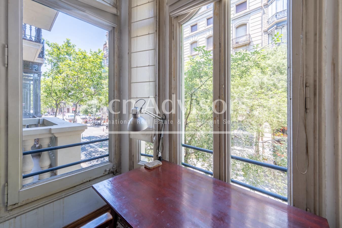 6 bedroom Apartment for sale in Barcelona city - € 1,650,000 (Ref: 9952298)