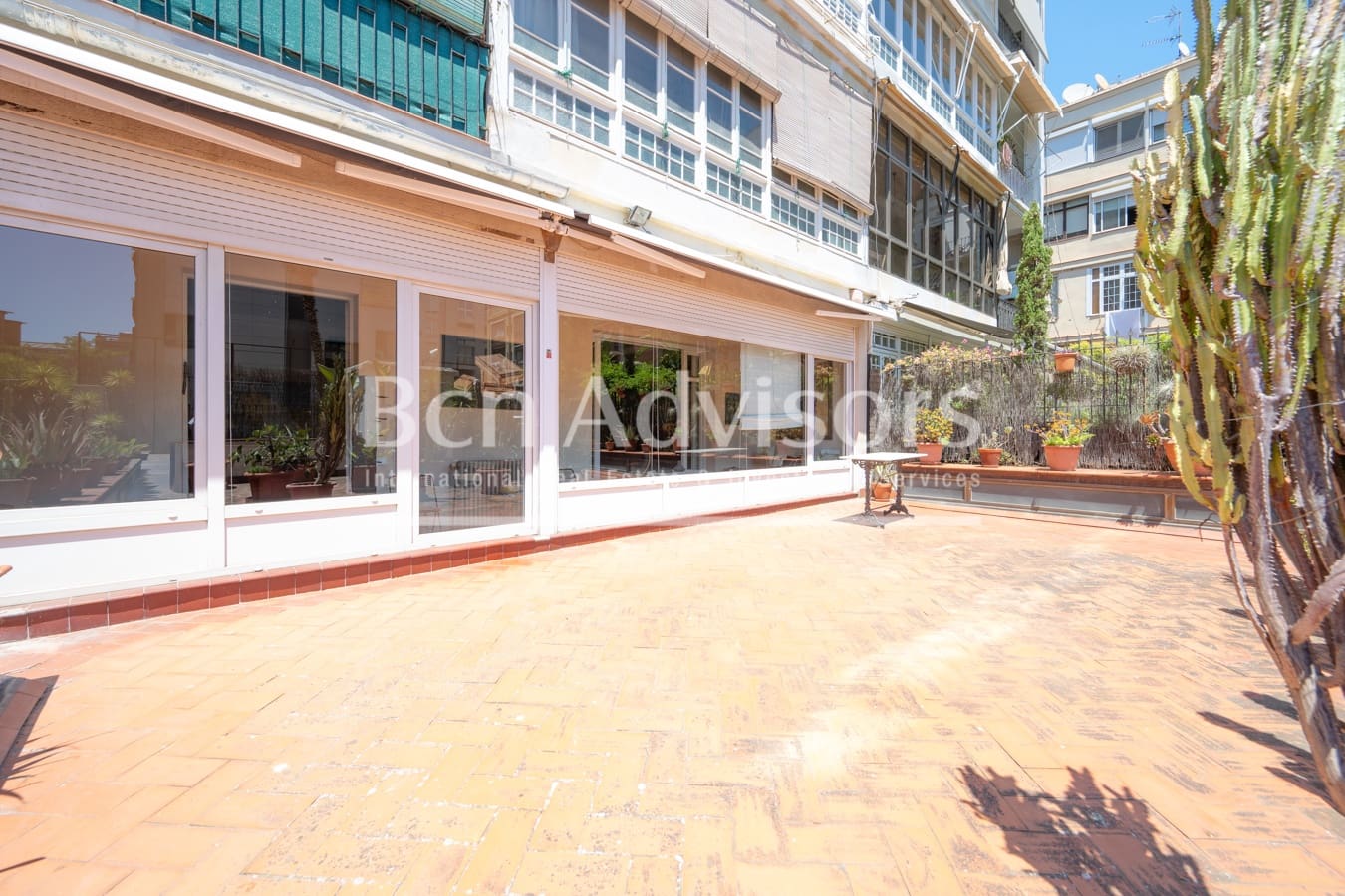 6 bedroom Apartment for sale in Barcelona city - € 1,650,000 (Ref: 9952298)