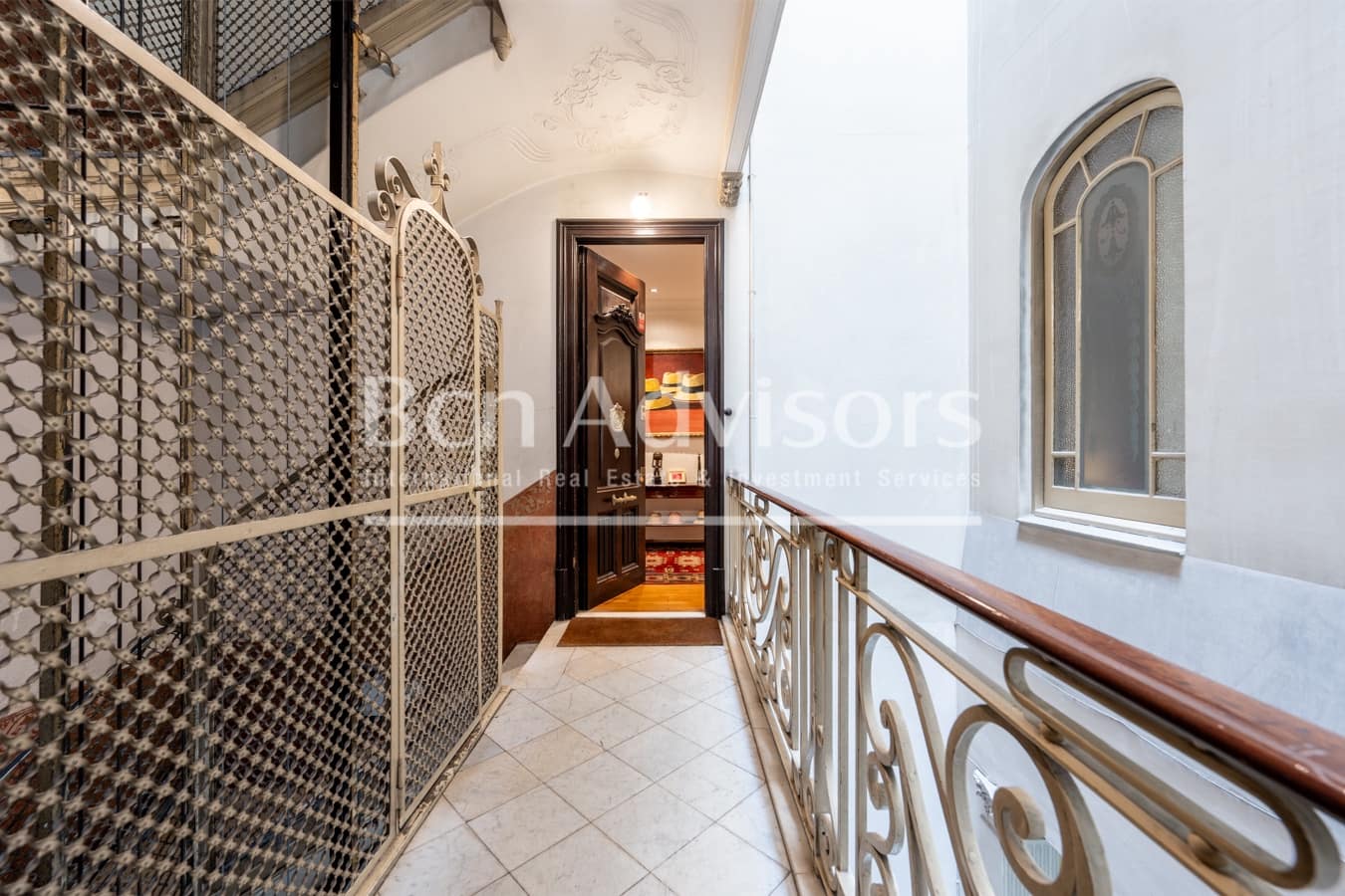6 bedroom Apartment for sale in Barcelona city - € 1,650,000 (Ref: 9952298)