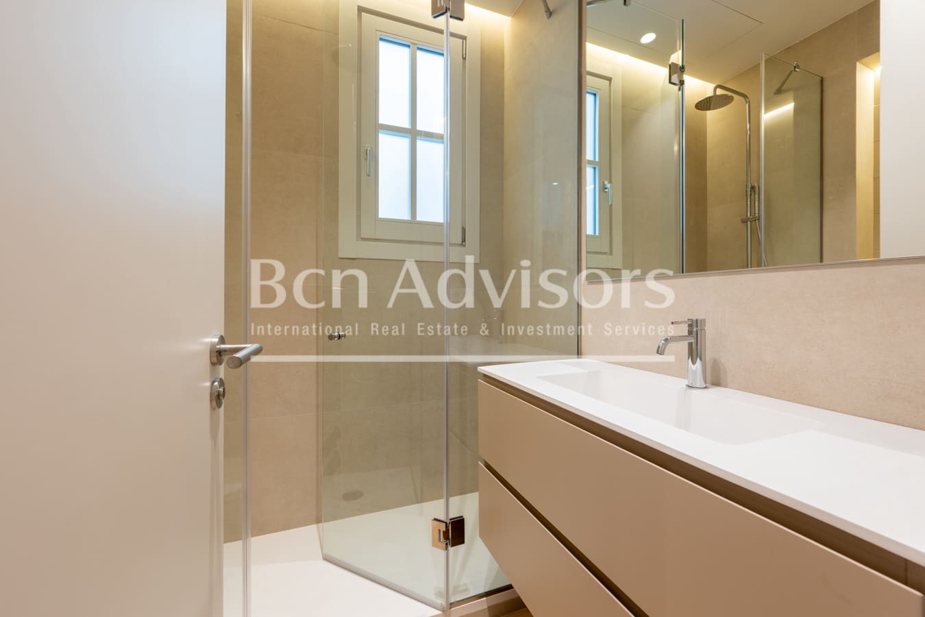 3 quarto Apartamento para venda em Barcelona cidade - 1 450 000 € (Ref: 9964930)