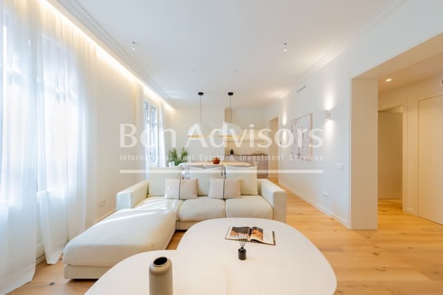 3 chambre Appartement à vendre à El Barri Gòtic, Barcelone ville - 980 000 € (Ref: 9970279)