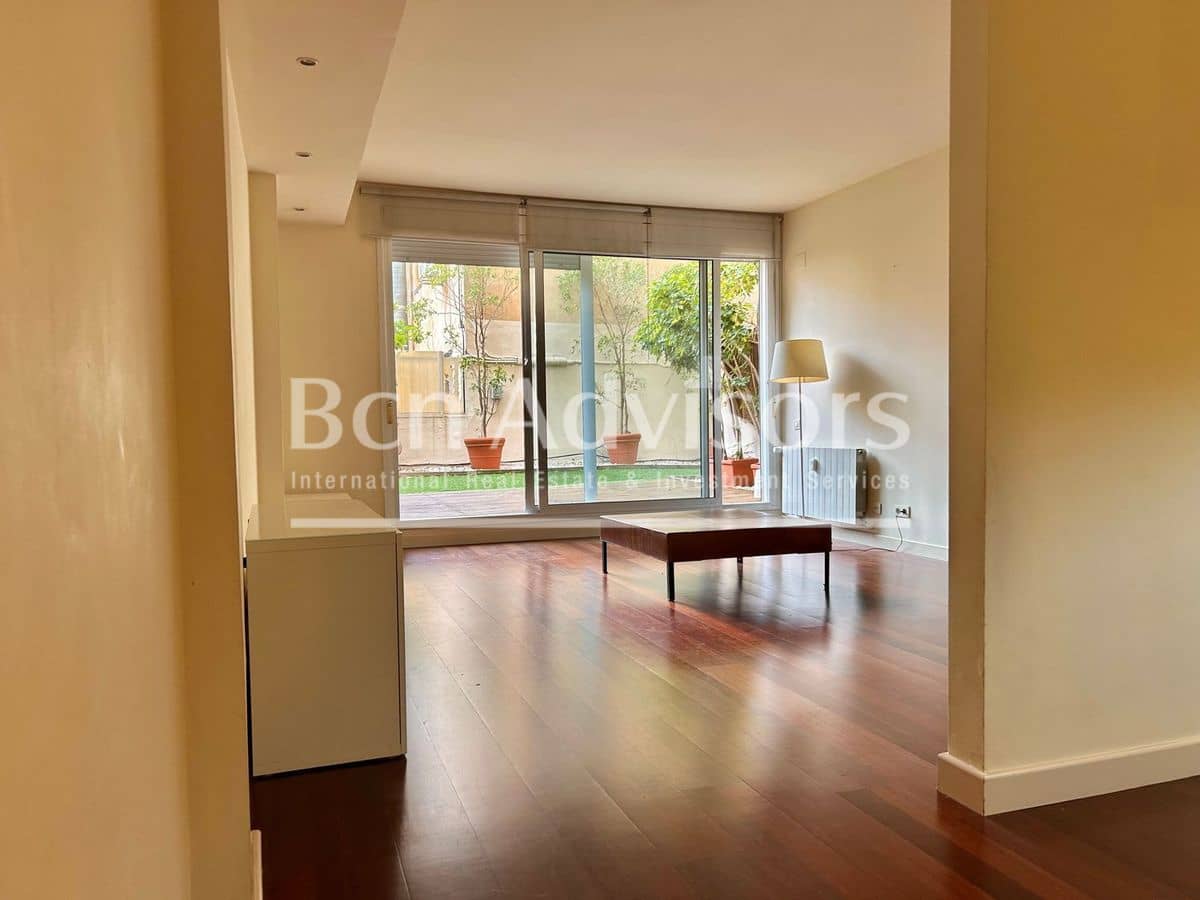 3 slaapkamer Appartement te koop in Barcelona stad - € 715.000 (Ref: 9974984)