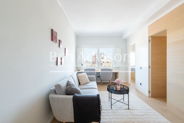 Apartamento de 3 habitaciones en La Dreta de L'Eixample, Barcelona ciudad en venta - 849.000 € (Ref: 9978469)