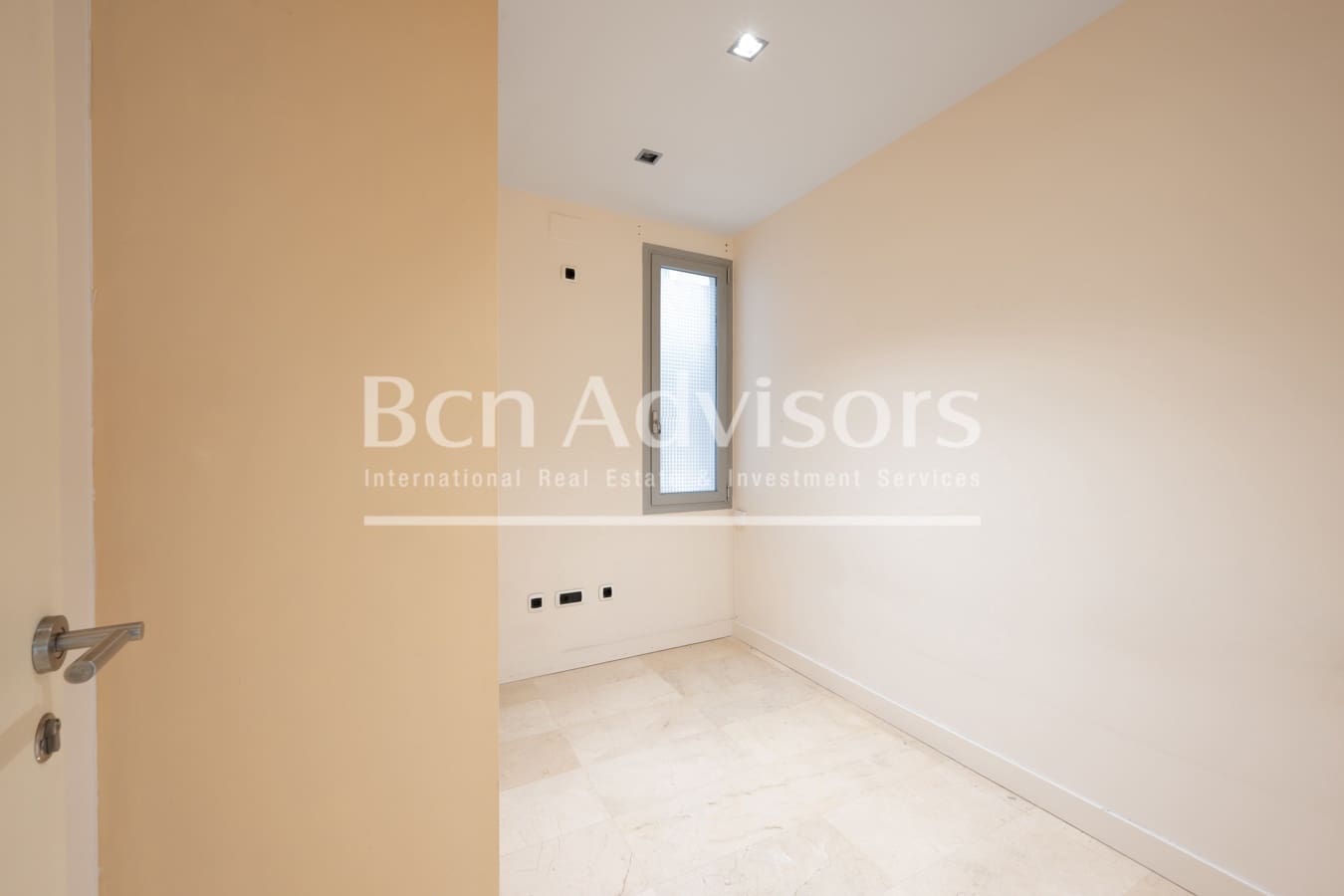 3 soverom Leilighet til salgs i Barcelona by - € 570 000 (Ref: 9978470)