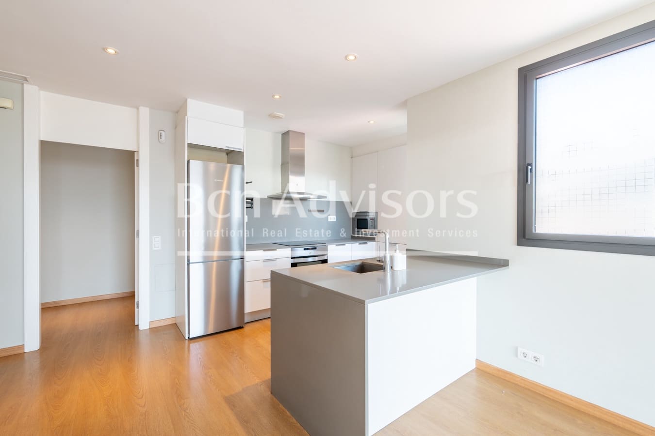 3 bedroom Penthouse for sale in Barcelona city - € 1,000,000 (Ref: 9996754)