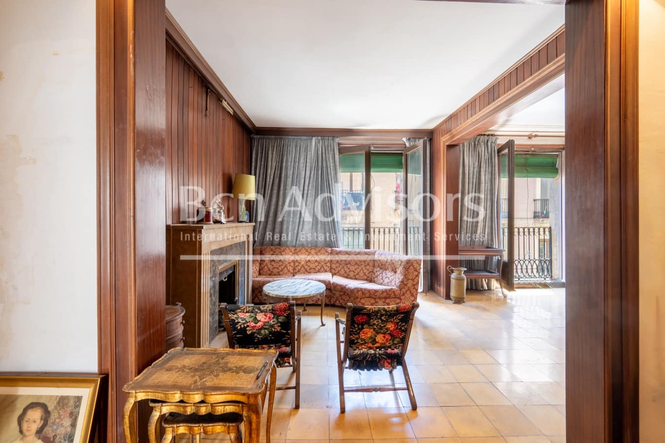 Apartamento de 4 habitaciones en Barcelona ciudad en venta - 700.000 € (Ref: 9996755)