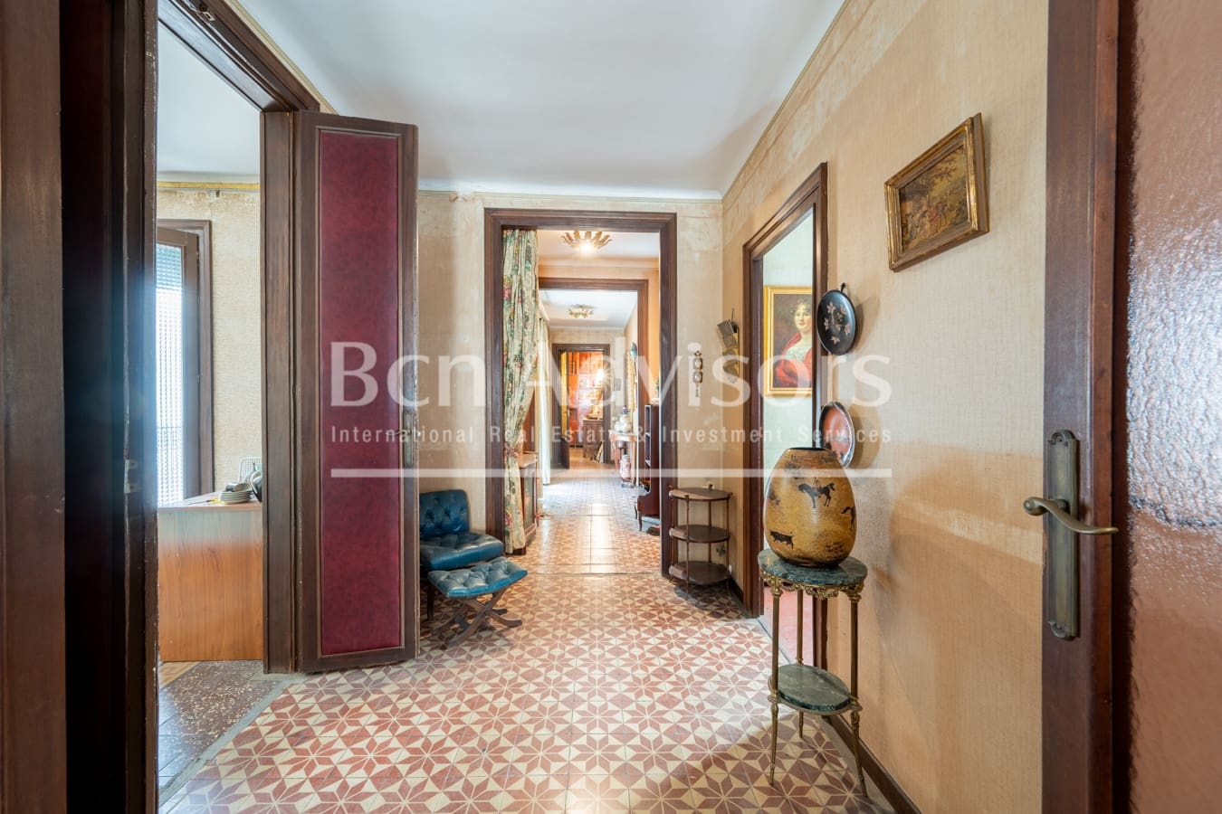 Apartamento de 4 habitaciones en Barcelona ciudad en venta - 700.000 € (Ref: 9996755)