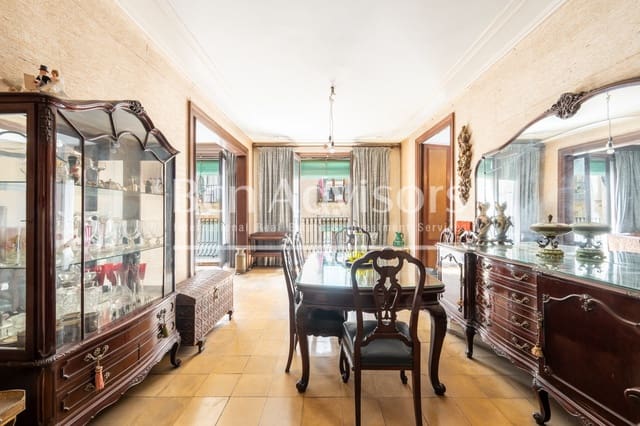 4 soverom Leilighet til salgs i El Barri Gòtic, Barcelona by - € 700 000 (Ref: 9996755)