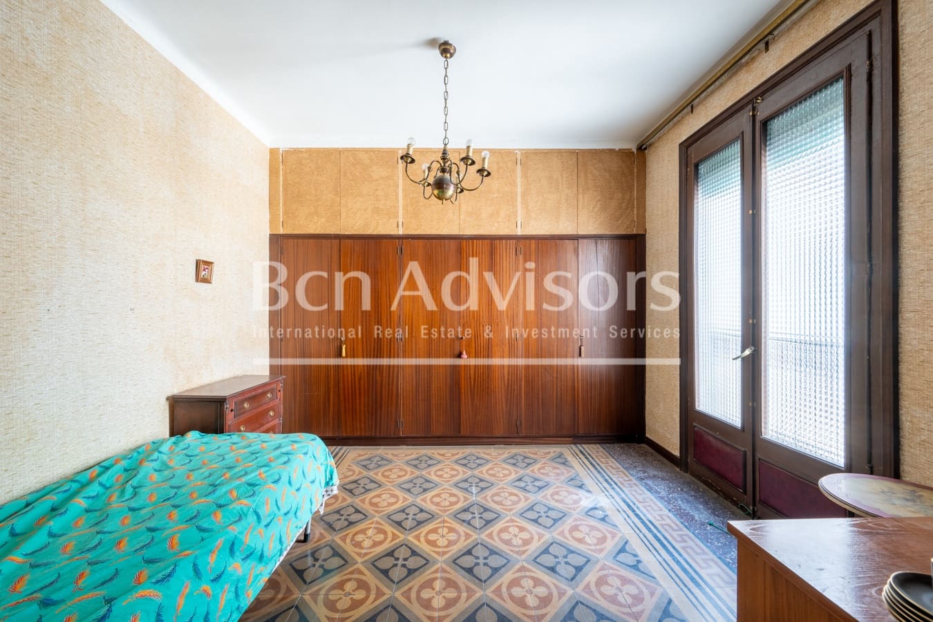 Apartamento de 4 habitaciones en Barcelona ciudad en venta - 700.000 € (Ref: 9996755)