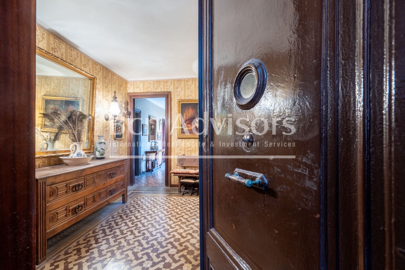 Apartamento de 4 habitaciones en Barcelona ciudad en venta - 700.000 € (Ref: 9996755)