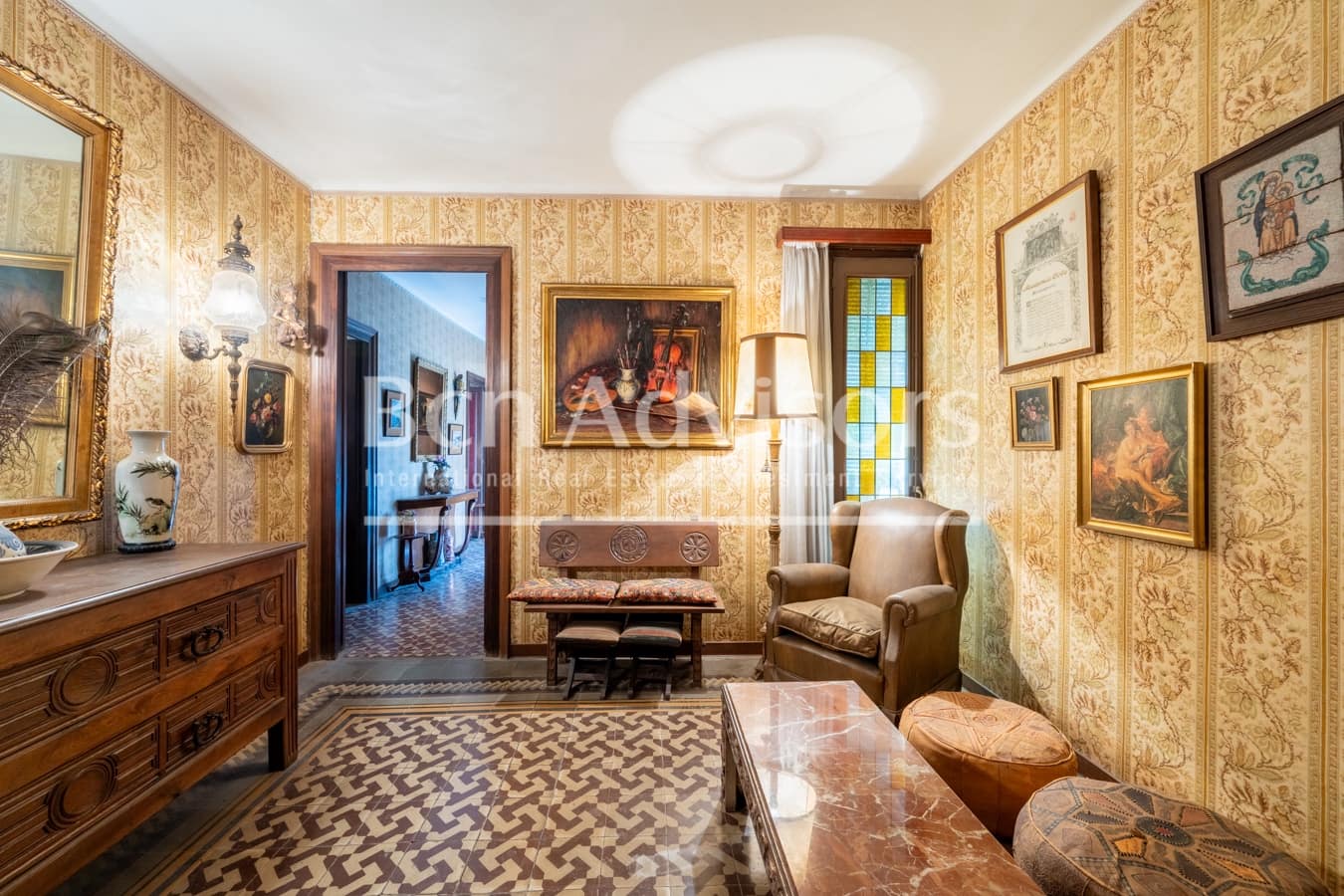 Apartamento de 4 habitaciones en Barcelona ciudad en venta - 700.000 € (Ref: 9996755)