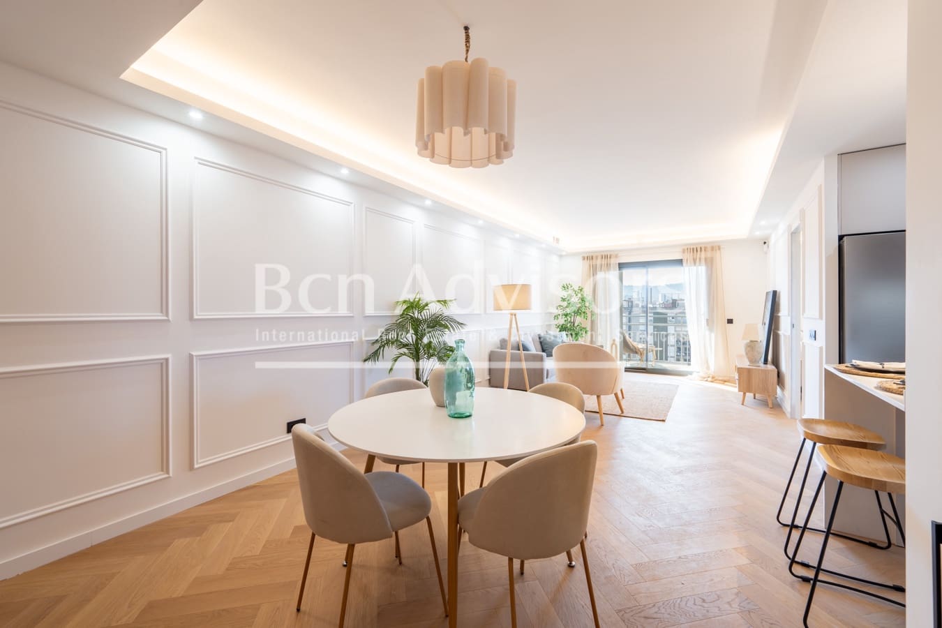 Apartamento de 3 habitaciones en Barcelona ciudad en venta con garaje - 949.000 € (Ref: 9996756)