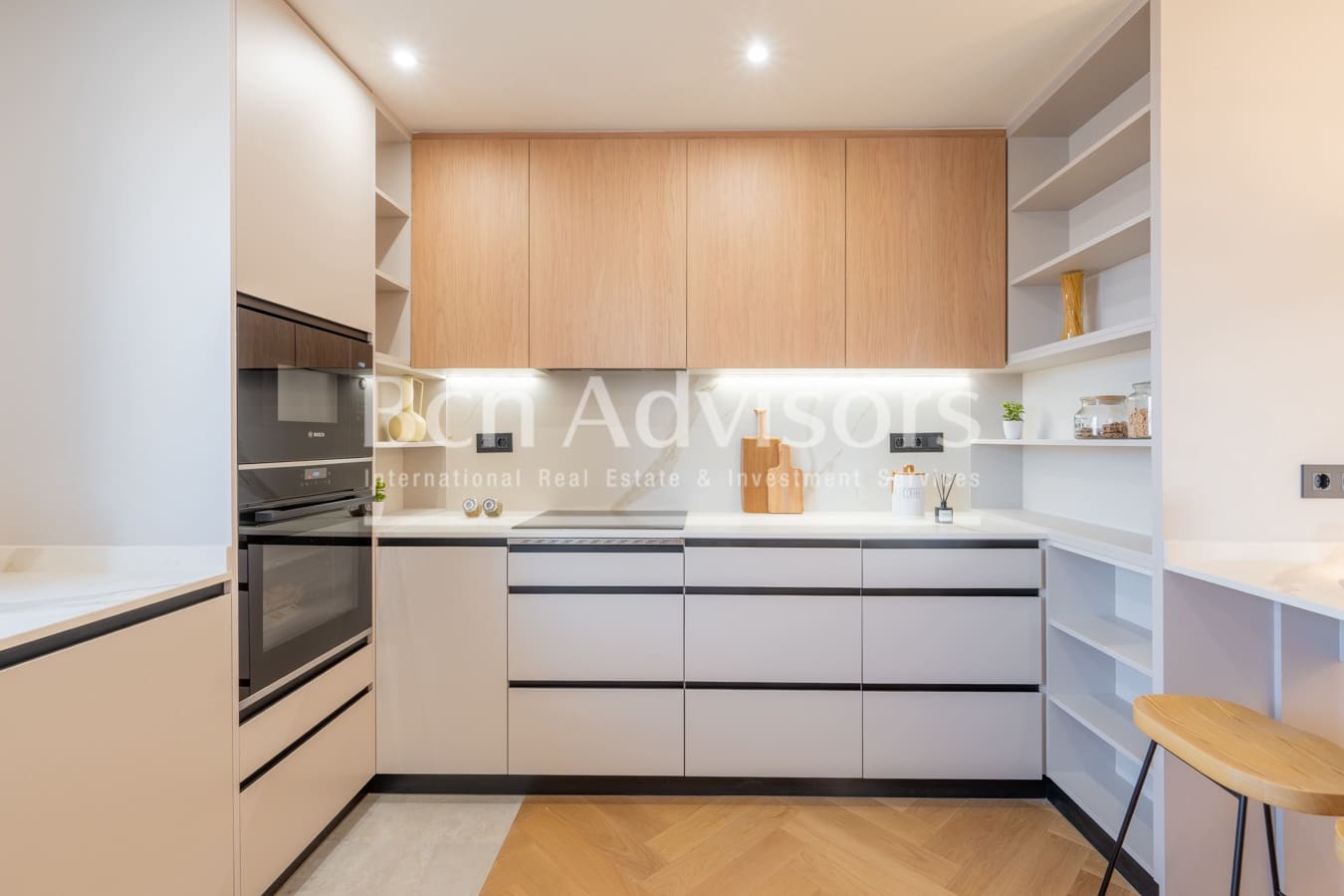 Apartamento de 3 habitaciones en Barcelona ciudad en venta con garaje - 949.000 € (Ref: 9996756)