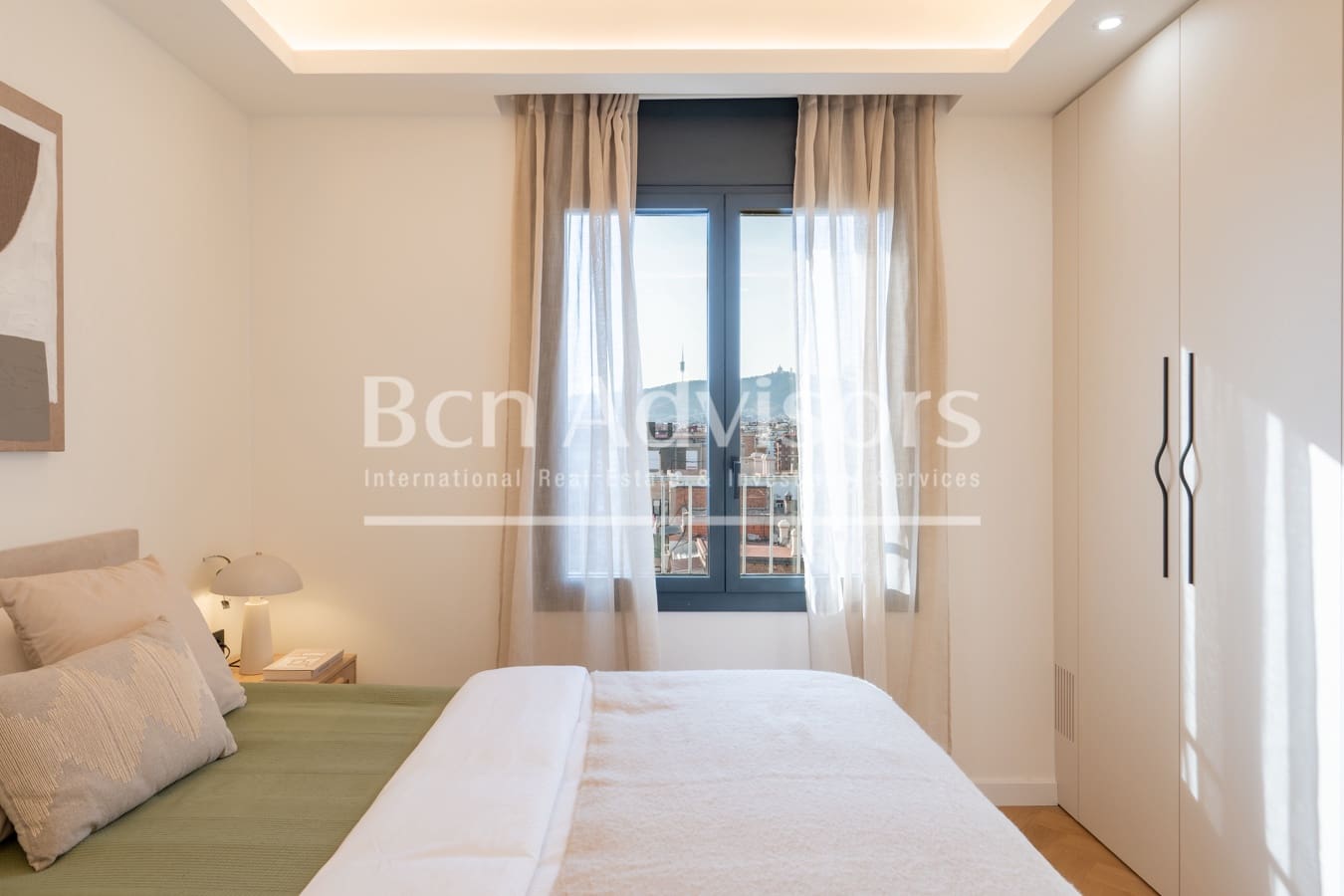 Apartamento de 3 habitaciones en Barcelona ciudad en venta con garaje - 949.000 € (Ref: 9996756)