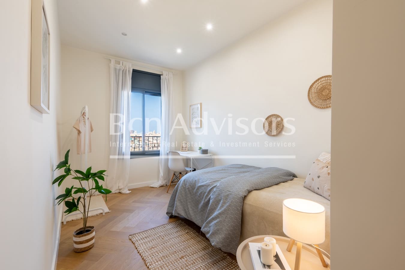 Apartamento de 3 habitaciones en Barcelona ciudad en venta con garaje - 949.000 € (Ref: 9996756)