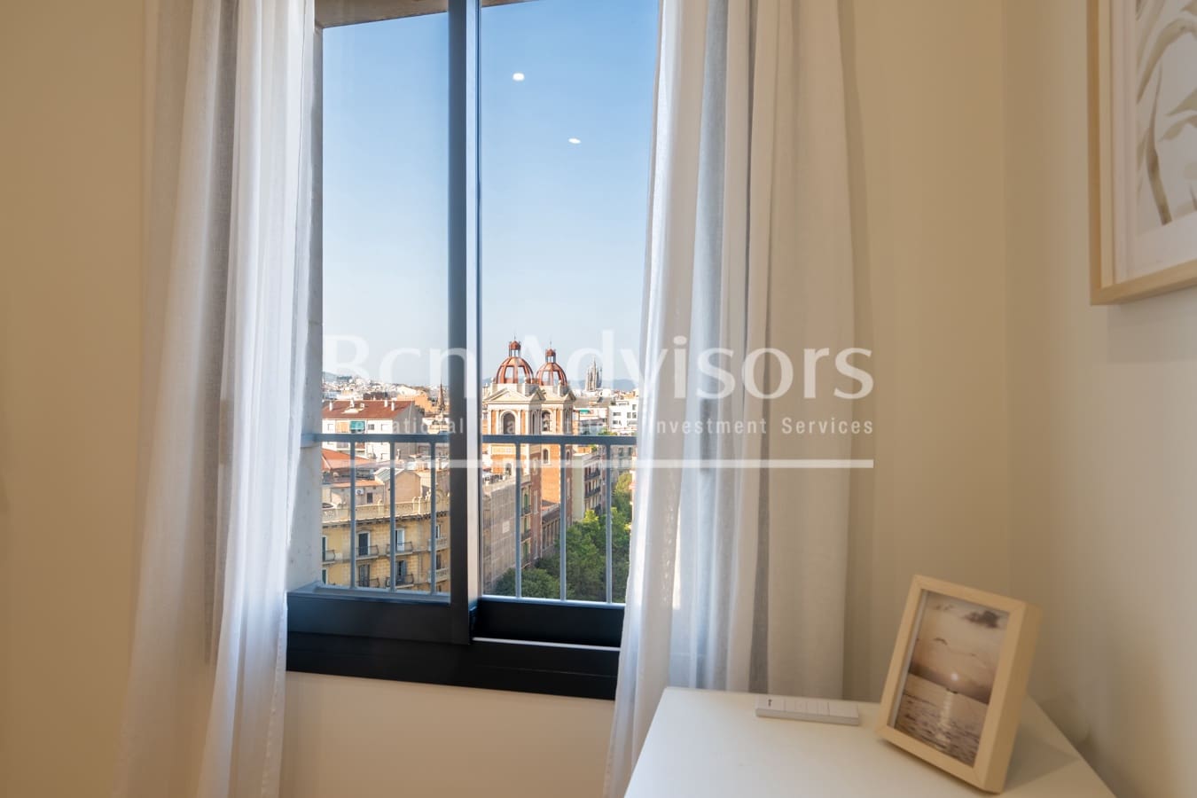 Apartamento de 3 habitaciones en Barcelona ciudad en venta con garaje - 949.000 € (Ref: 9996756)