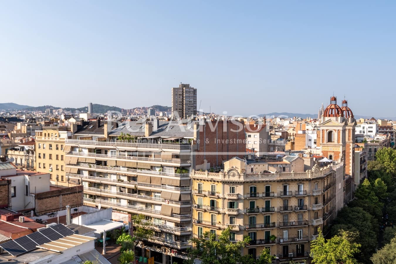 Apartamento de 3 habitaciones en Barcelona ciudad en venta con garaje - 949.000 € (Ref: 9996756)
