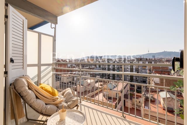 Apartamento de 3 habitaciones en La Nova Esquerra de L'Eixample, Barcelona ciudad en venta con garaje - 949.000 € (Ref: 9996756)