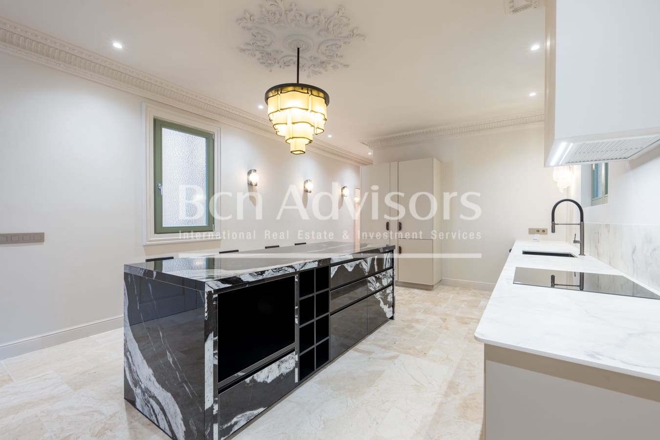 4 bedroom Apartment for sale in Barcelona city - € 1,999,000 (Ref: 9998418)