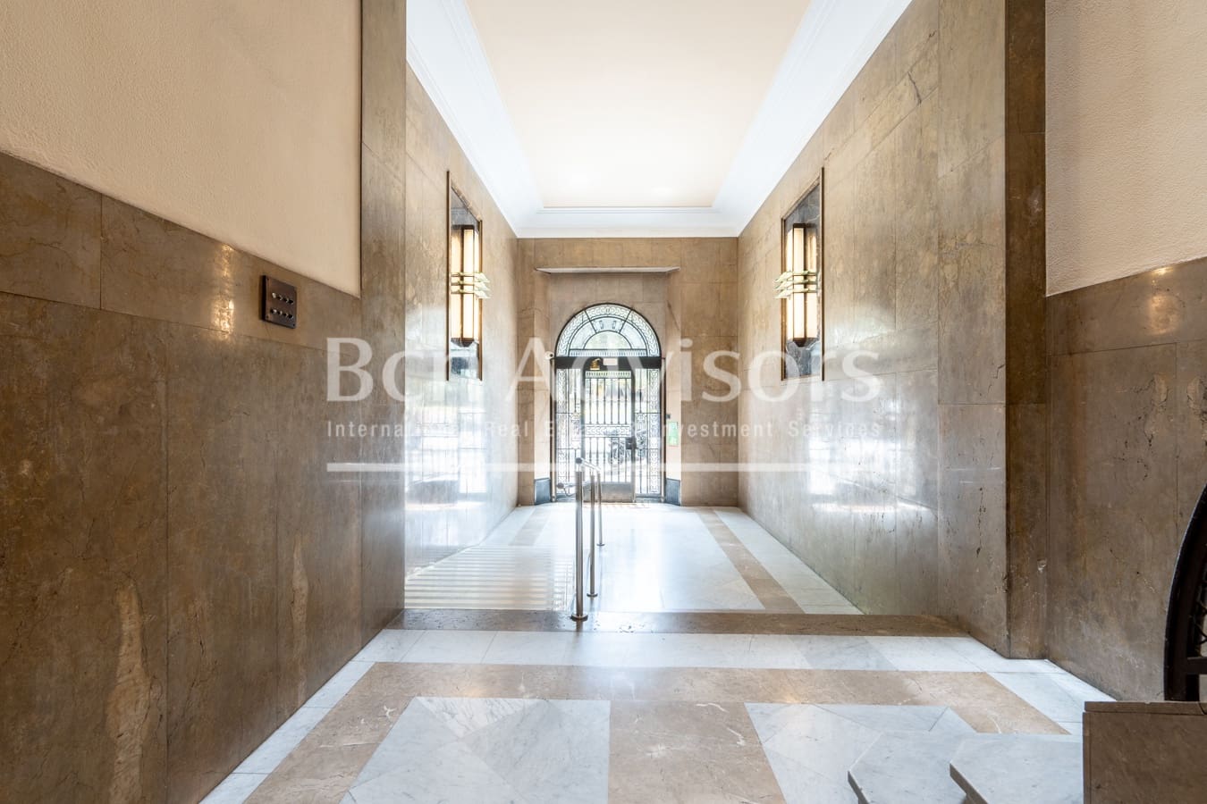 4 bedroom Apartment for sale in Barcelona city - € 1,999,000 (Ref: 9998418)