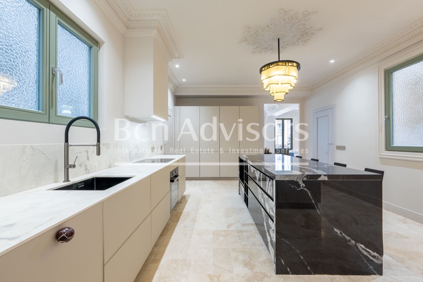 4 bedroom Apartment for sale in Barcelona city - € 1,999,000 (Ref: 9998418)