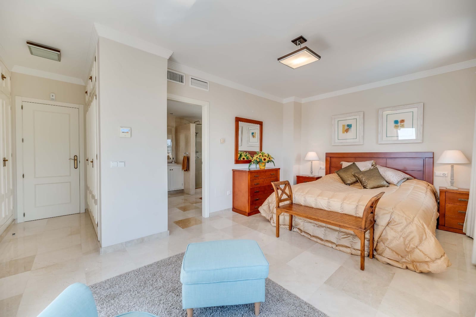 Chalet de 3 habitaciones en Calahonda en venta con piscina garaje - 1.250.000 € (Ref: 10009703)