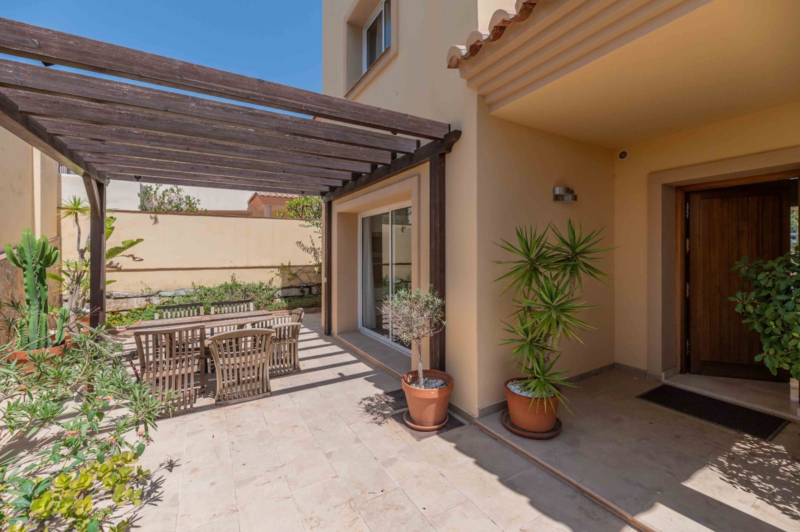 Chalet de 3 habitaciones en Calahonda en venta con piscina garaje - 1.250.000 € (Ref: 10009703)