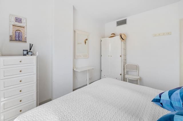 2 quarto Apartamento para venda em Elviria, Marbella com piscina - 499 000 € (Ref: 10021183)