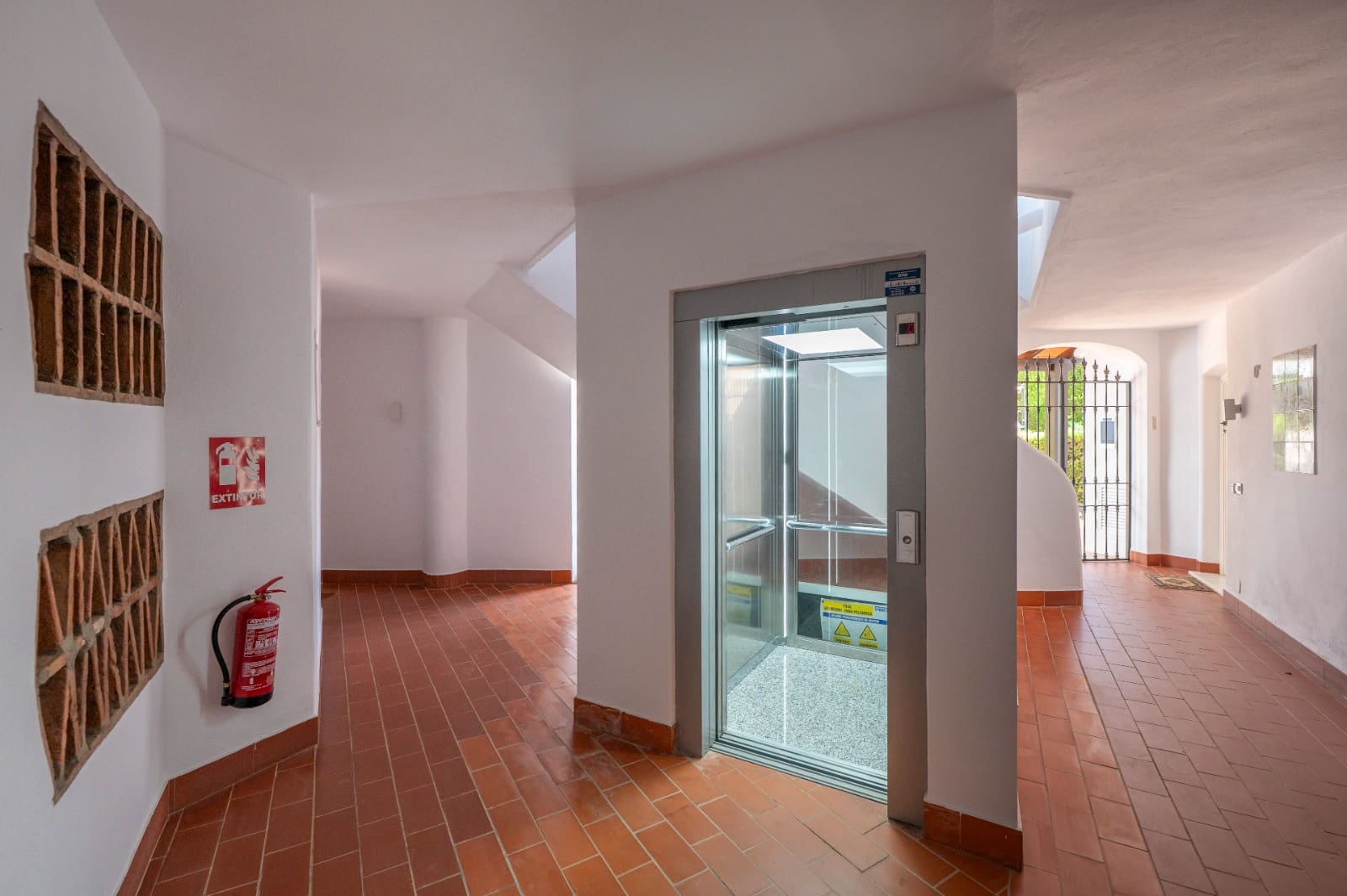 2 quarto Apartamento para venda em Elviria com piscina - 499 000 € (Ref: 10021183)