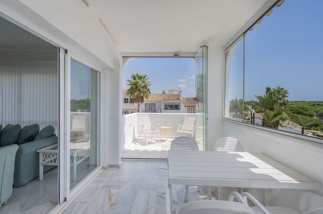 2 makuuhuone Huoneisto myytävänä paikassa Elviria, Marbella mukana uima-altaan - 480 000 € (Ref: 10021183)