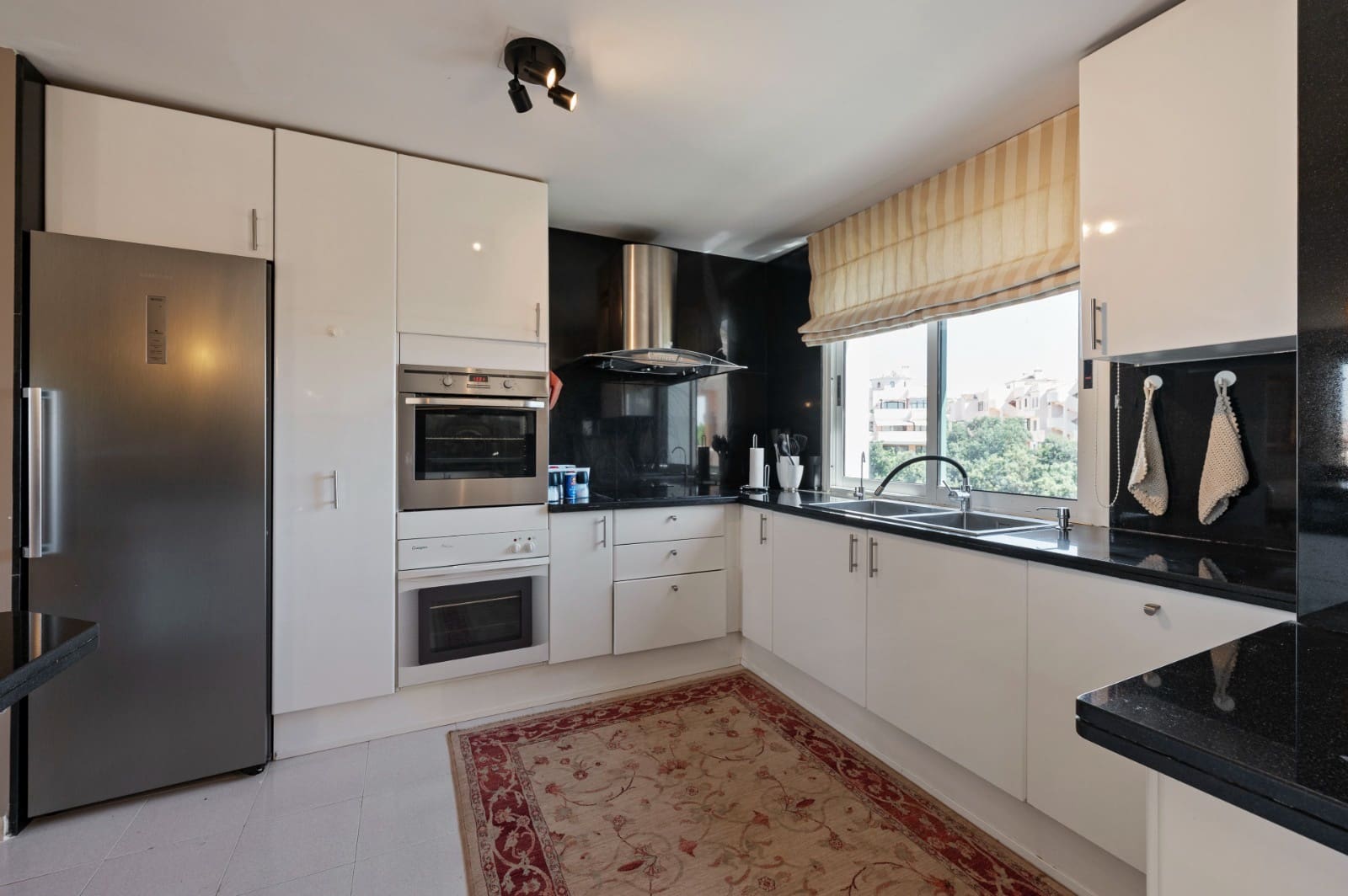 3 slaapkamer Penthouse te koop in Elviria met zwembad garage - € 960.000 (Ref: 10100994)