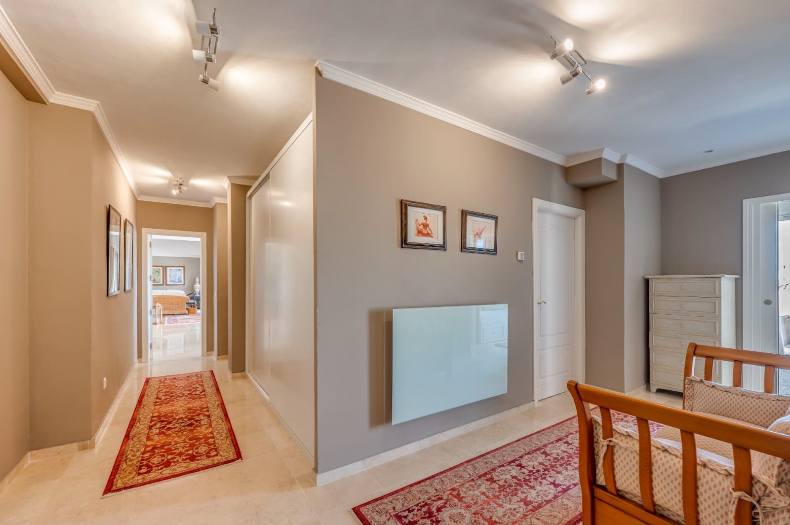 3 slaapkamer Penthouse te koop in Elviria met zwembad garage - € 960.000 (Ref: 10100994)