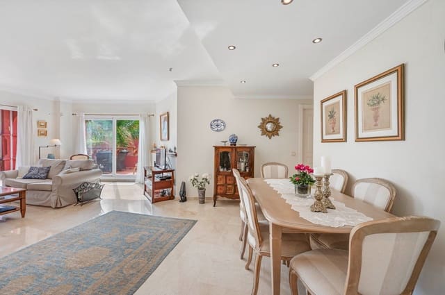 2 slaapkamer Strandappartement te koop in Elviria, Marbella met zwembad garage - € 899.000 (Ref: 10148087)