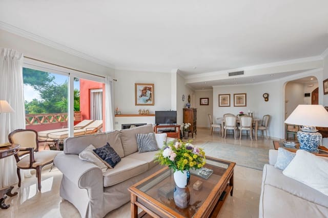 2 slaapkamer Strandappartement te koop in Elviria, Marbella met zwembad garage - € 899.000 (Ref: 10148087)