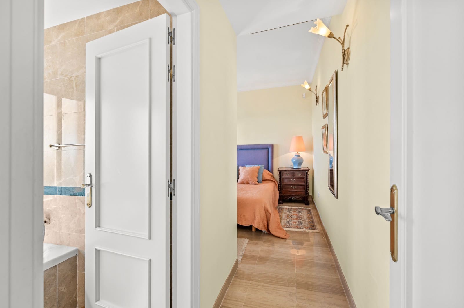 4 chambre Penthouse à vendre à Elviria avec piscine garage - 1 395 000 € (Ref: 10181649)
