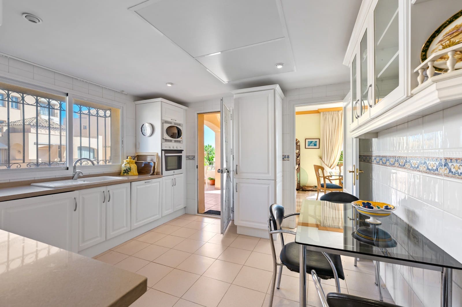 4 chambre Penthouse à vendre à Elviria avec piscine garage - 1 395 000 € (Ref: 10181649)