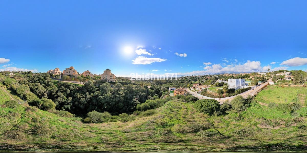 Building Plot for sale in Elviria - € 680,000 (Ref: 7208402)