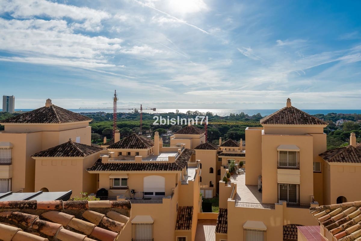 4 sovrum Takvåning till salu i Elviria med pool garage - 1 530 000 € (Ref: 7210790)