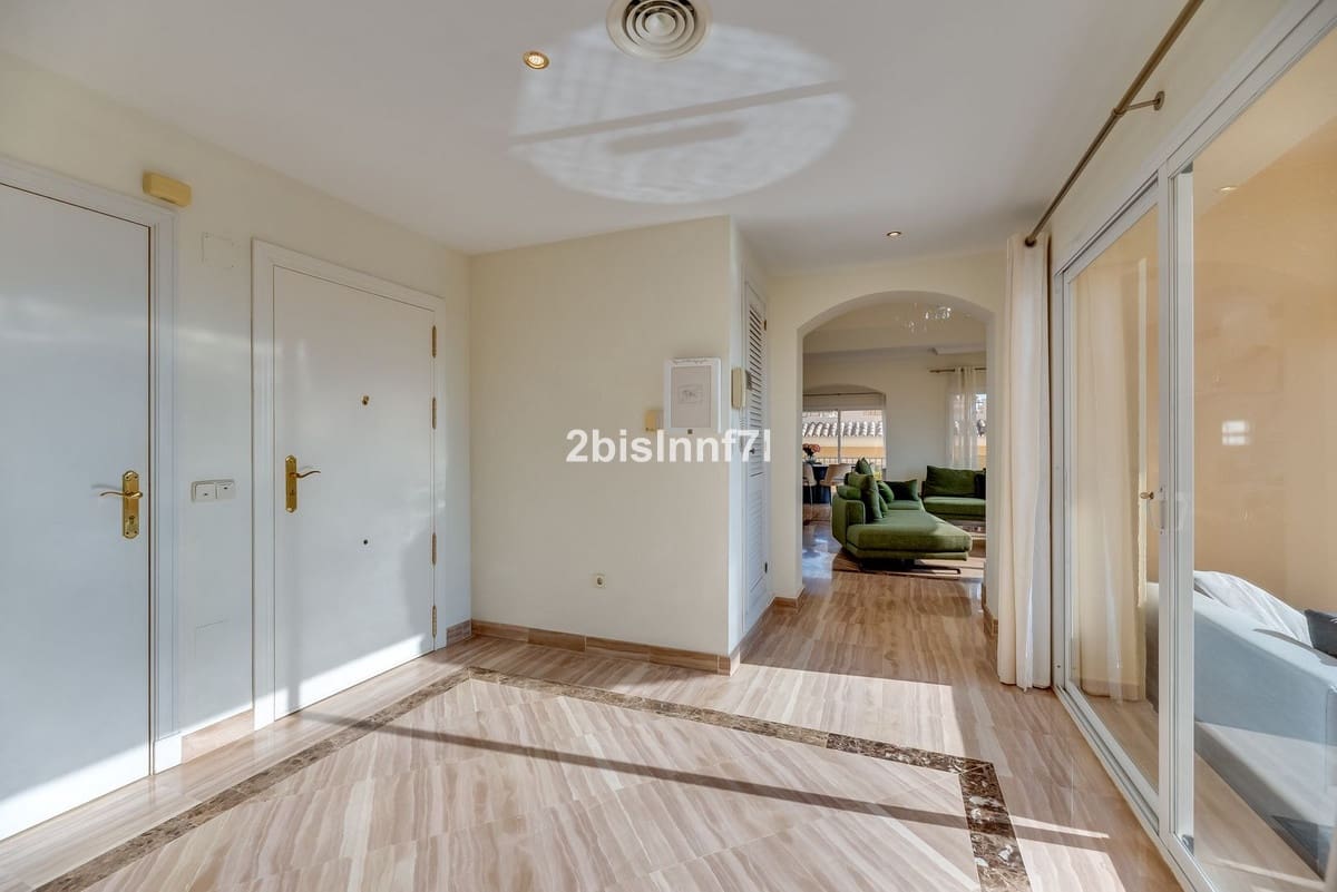 4 sovrum Takvåning till salu i Elviria med pool garage - 1 530 000 € (Ref: 7210790)