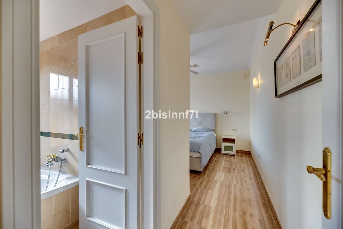 4 sovrum Takvåning till salu i Elviria med pool garage - 1 530 000 € (Ref: 7210790)