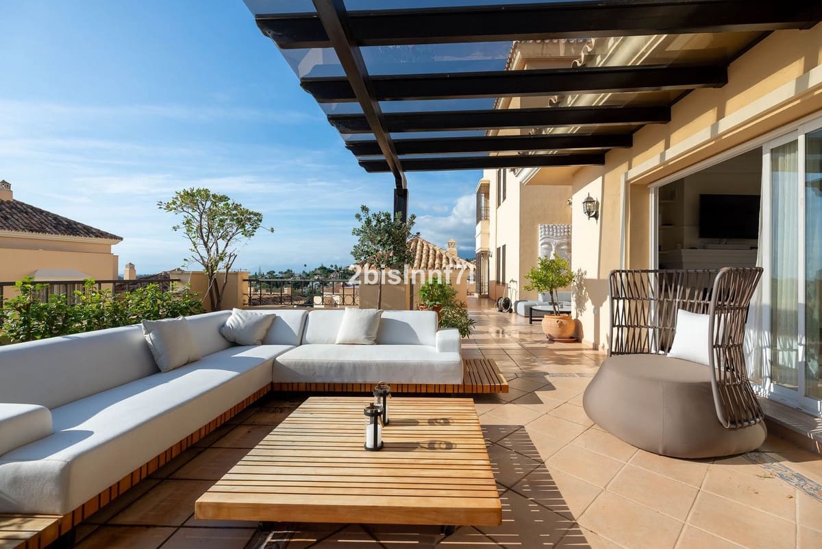 4 sovrum Takvåning till salu i Elviria med pool garage - 1 530 000 € (Ref: 7210790)