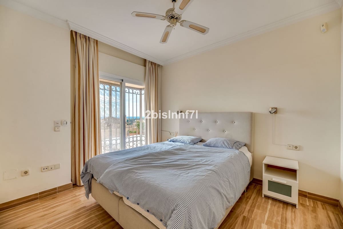 4 sovrum Takvåning till salu i Elviria med pool garage - 1 530 000 € (Ref: 7210790)